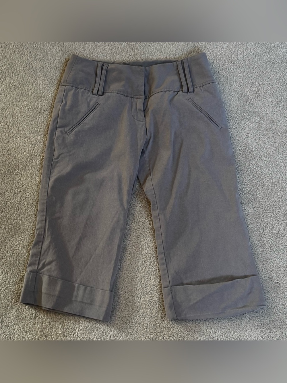 Star City Women's Gray Bermuda Shorts Size 1